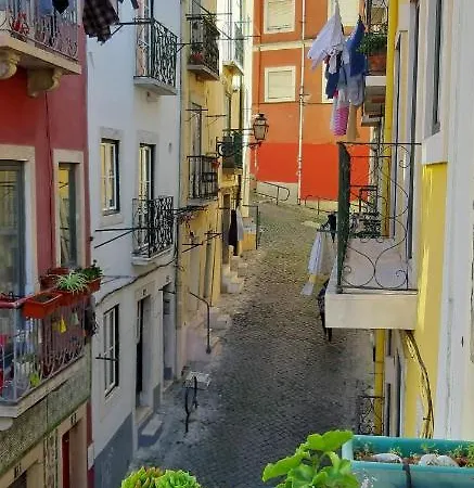 아파트 With One Bedroom In With Wonderful City View Balcony And Wifi 12 Km From The Beach